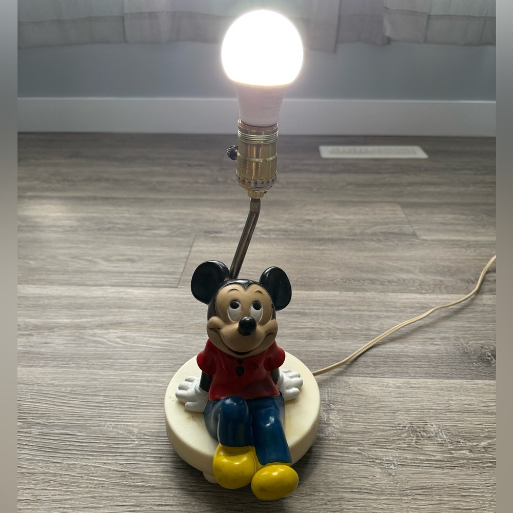 Vintage 1960’s Mickey Mouse Table Lamp